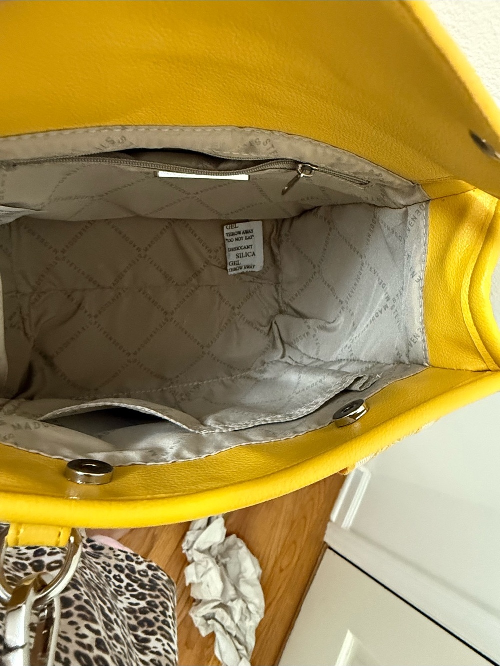 Steve Madden NWT Bwebberp Mini Crossbody Tote Bag with Coin Pouch - Mustard Yell - Picture 10 of 13